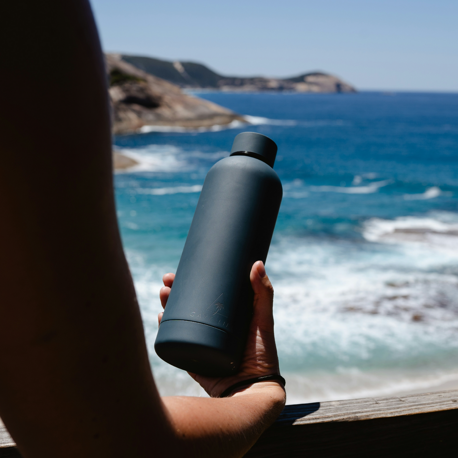 Travel Flasks & Mugs